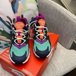 Nike Air Max 270 React